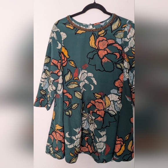 Maeve Anthropologie Mini Dress Green Peonies 3/4 Sleeve Small Beaded Neck Sz PS - Picture 5 of 14